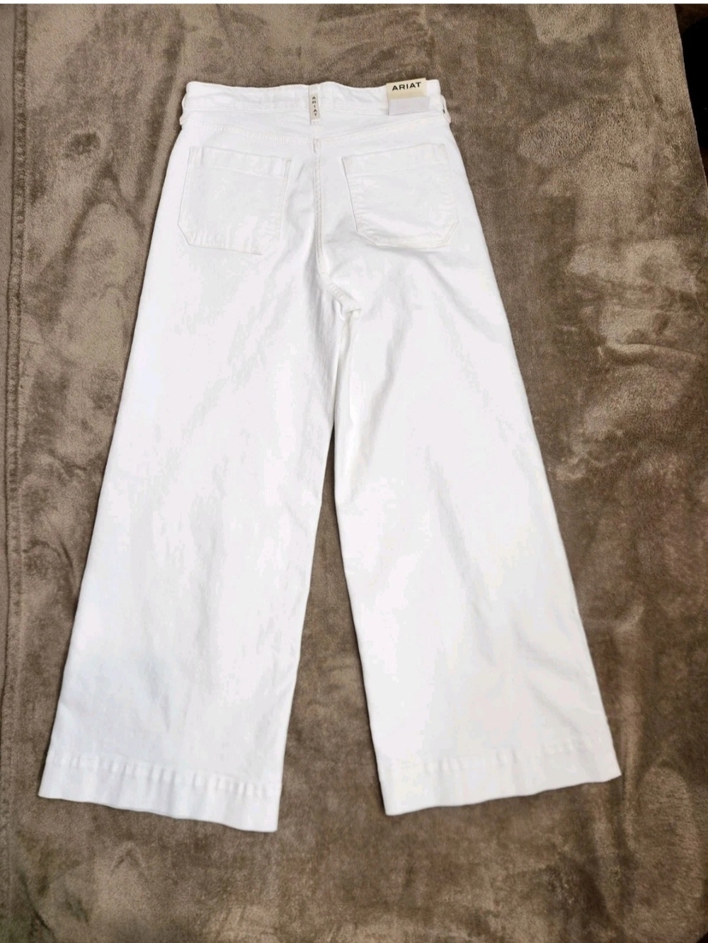 Ariat Wide Leg Jeans Women's Size 29 R White Ultra High Rise Stretch Crop NWT 54 - Picture 2 of 15